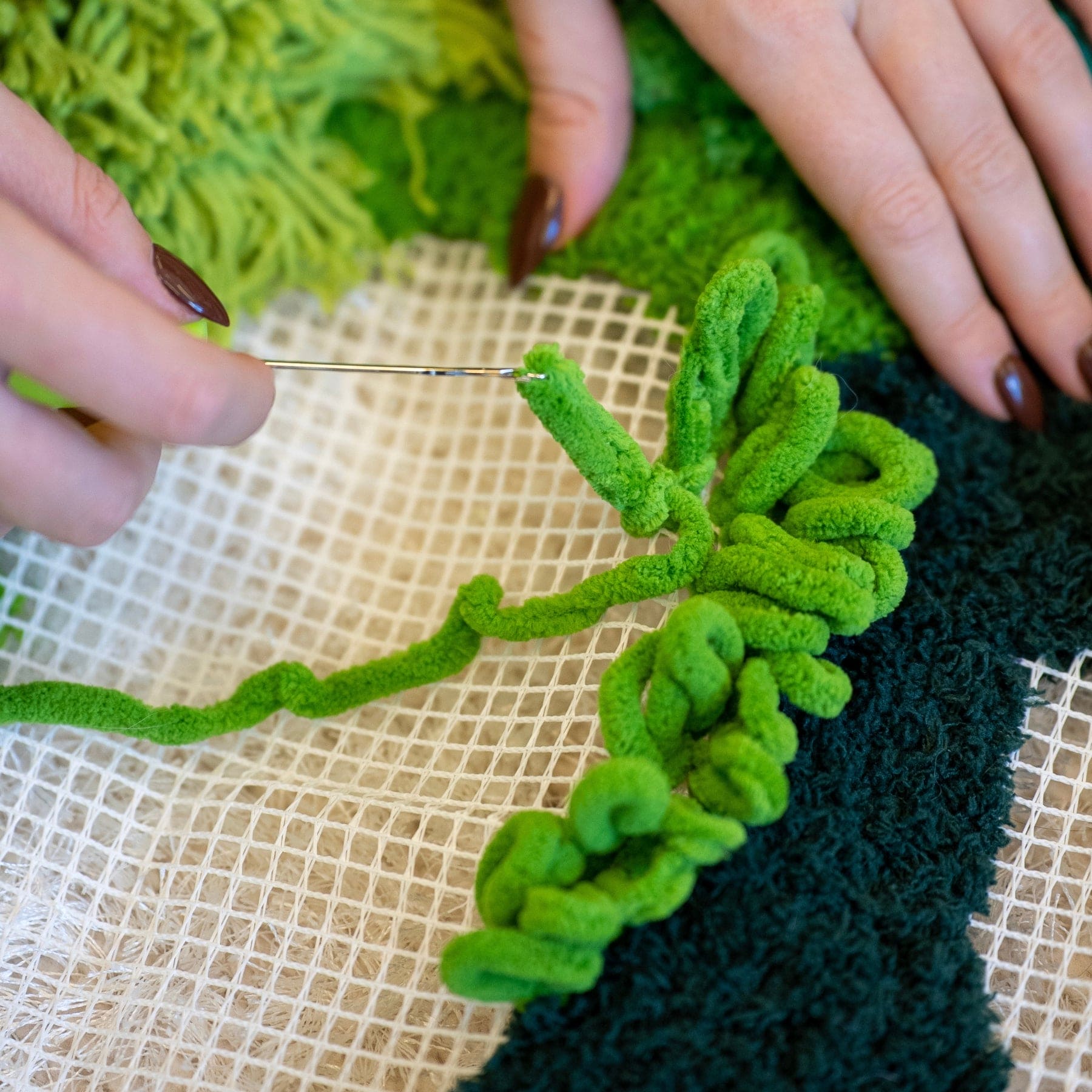 GRASSY FIELDS | XXL Moss Rug Making Kit