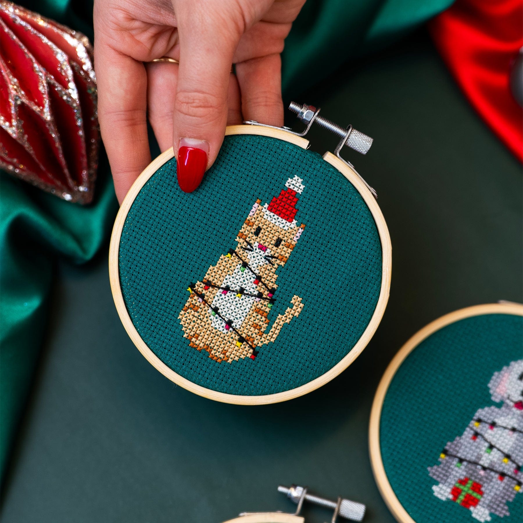 Craft Club Co CHRISTMAS LIGHTS | Christmas Mini Ornaments Cross Stitch Kit