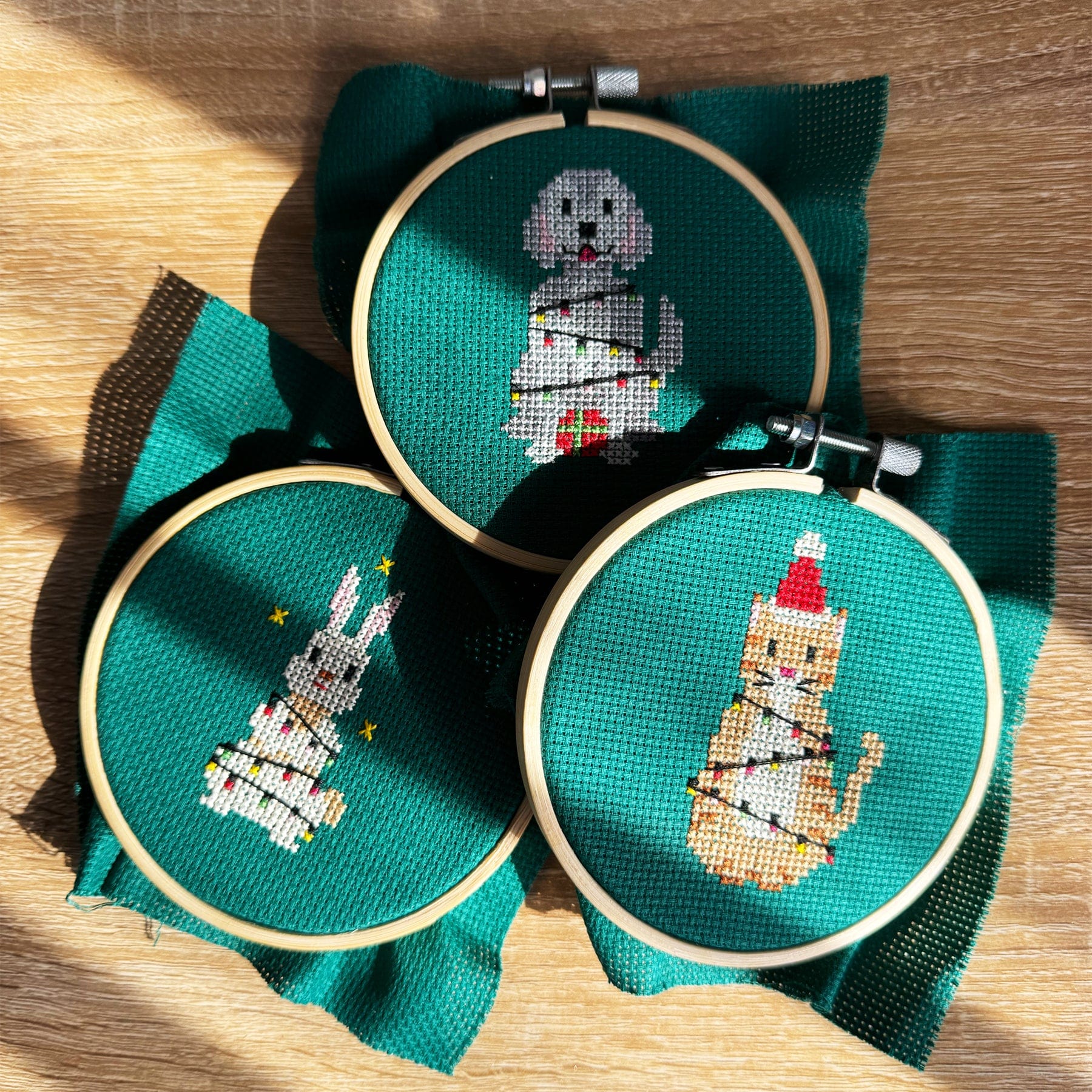 Craft Club Co CHRISTMAS LIGHTS | Christmas Mini Ornaments Cross Stitch Kit