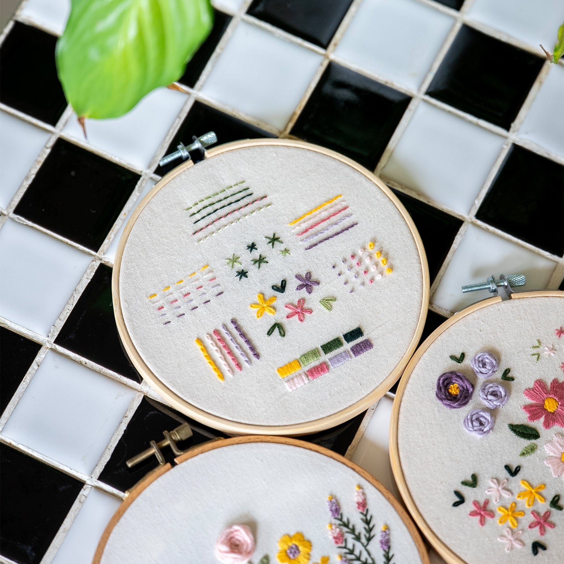 Craft Club Co DELUXE | FLORAL SAMPLER Embroidery Kit