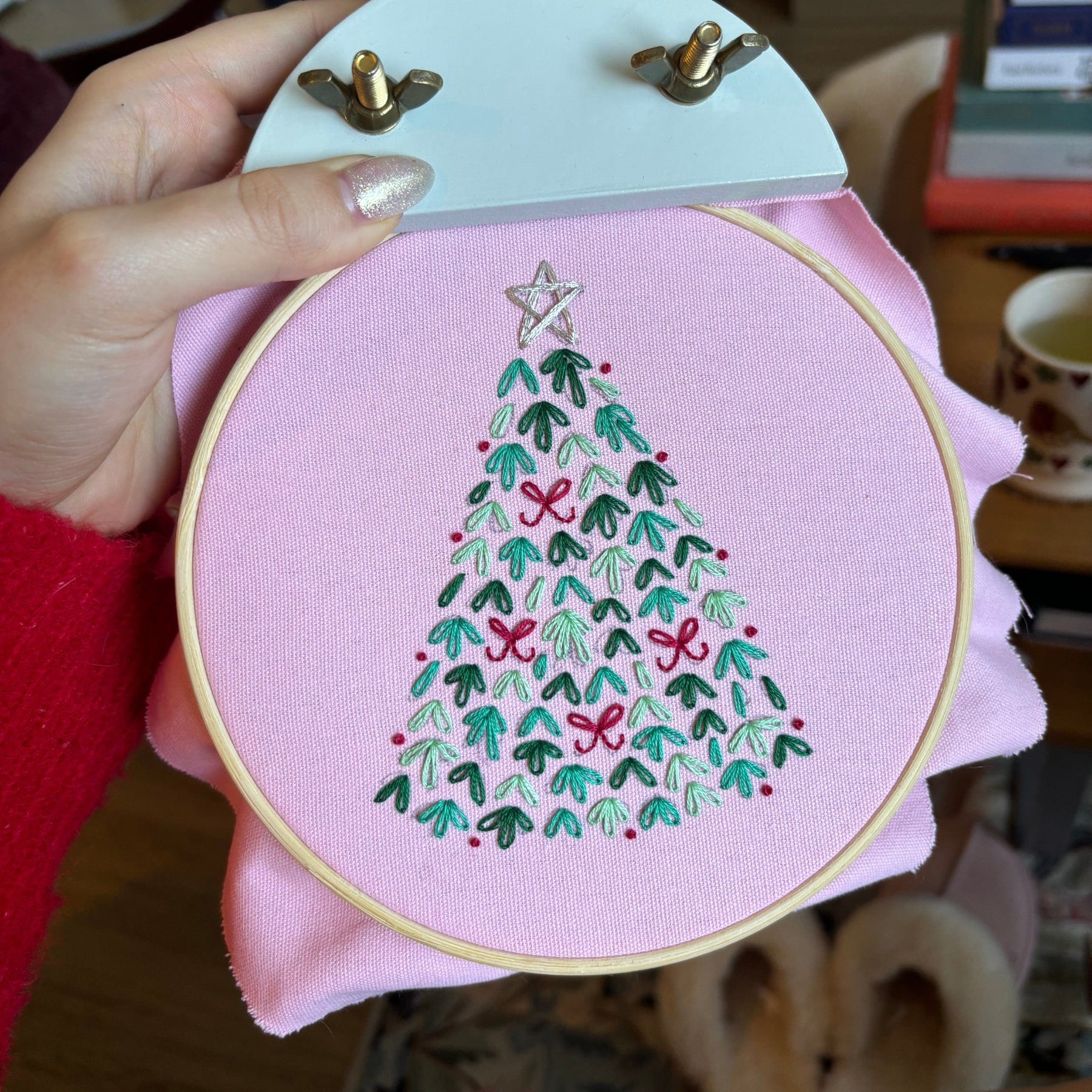 Craft Club Co O CHRISTMAS TREE | Christmas Embroidery Kit