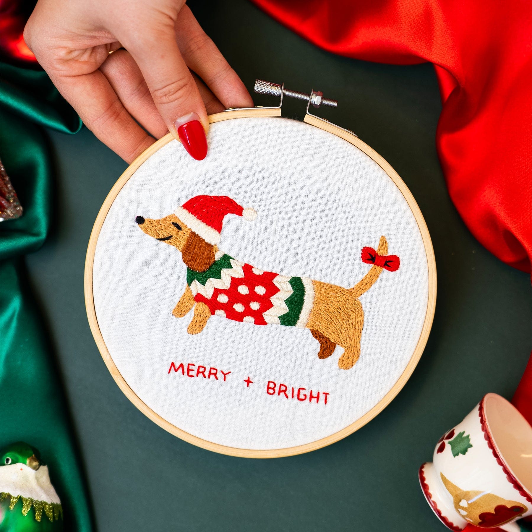 Craft Club Co SANTA'S LITTLE HELPER | Christmas Embroidery Kit