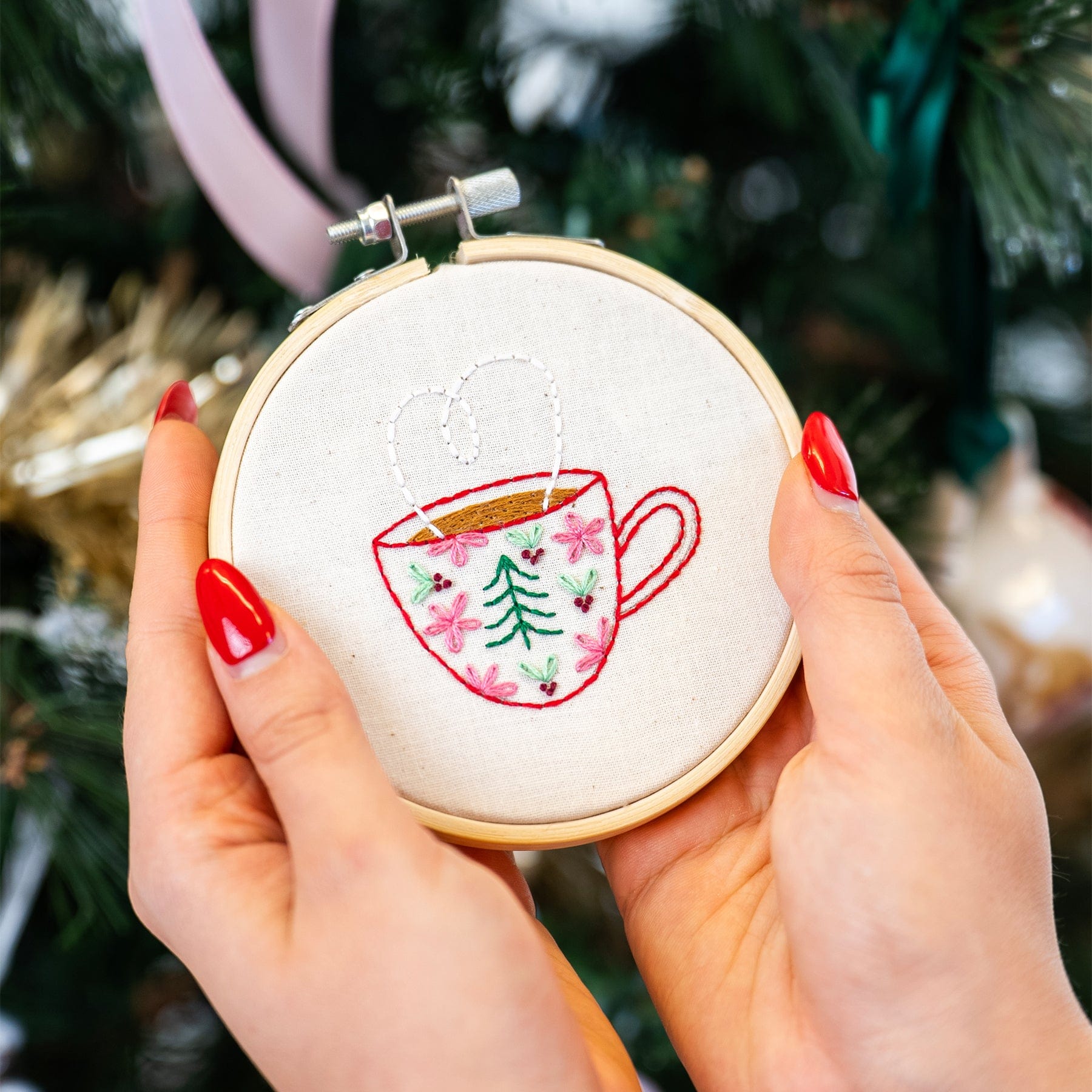 Craft Club Co TINSEL & TEA | Christmas Minis Embroidery Kit