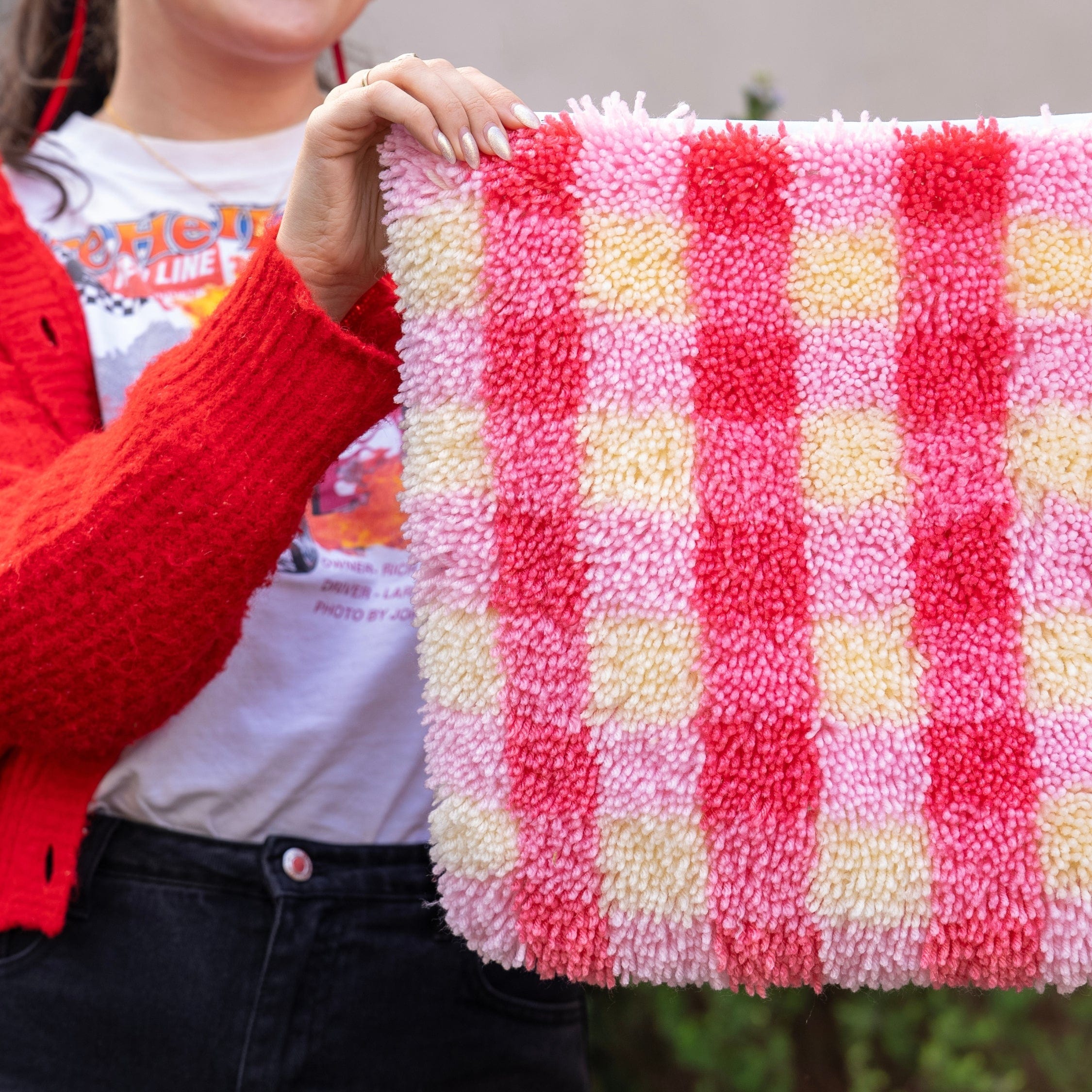 Craft Club Co PINK LEMONADE | GINGHAM Rug Making Kit