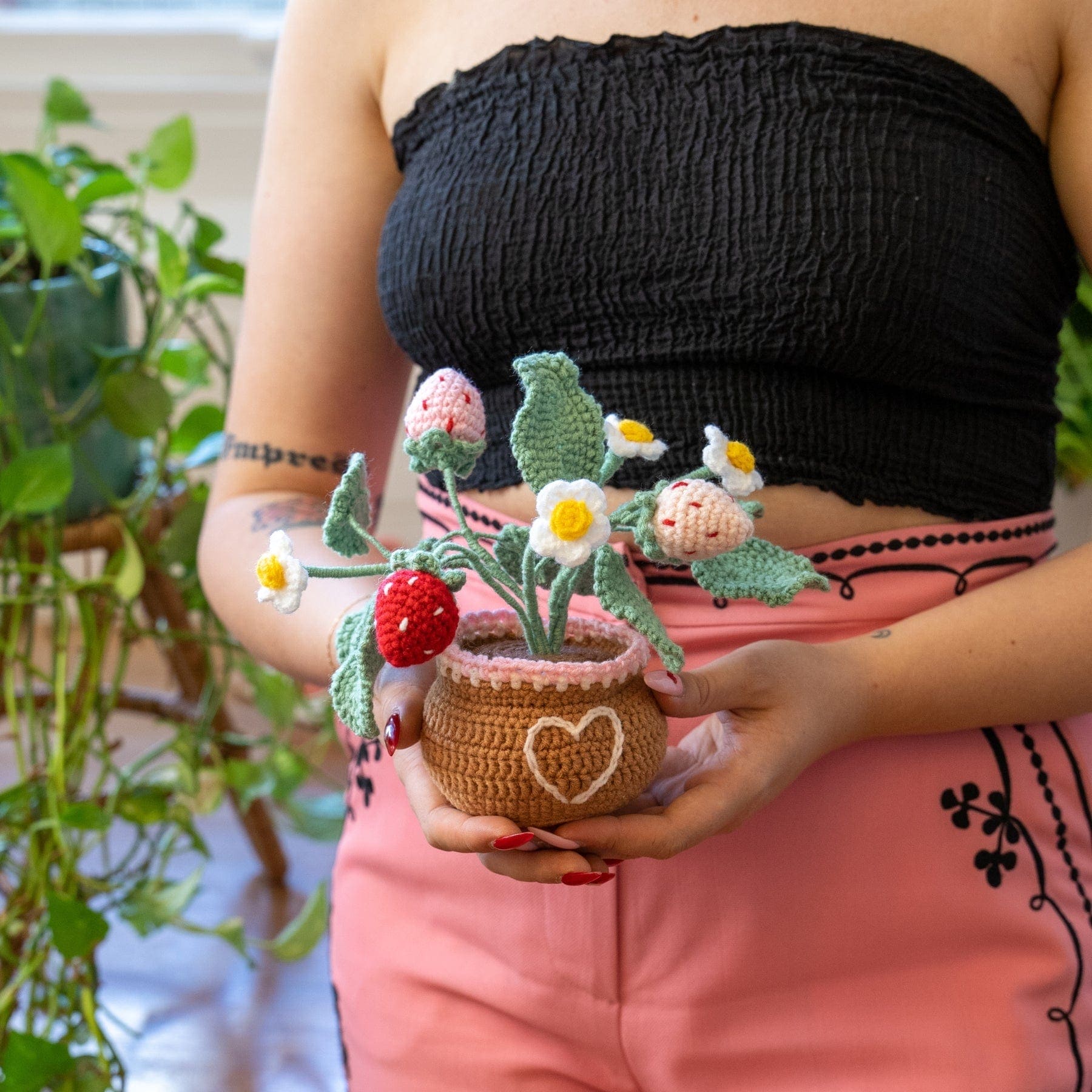 Craft Club Co Strawberry Pot DIY | Crochet Pot Plant Kit
